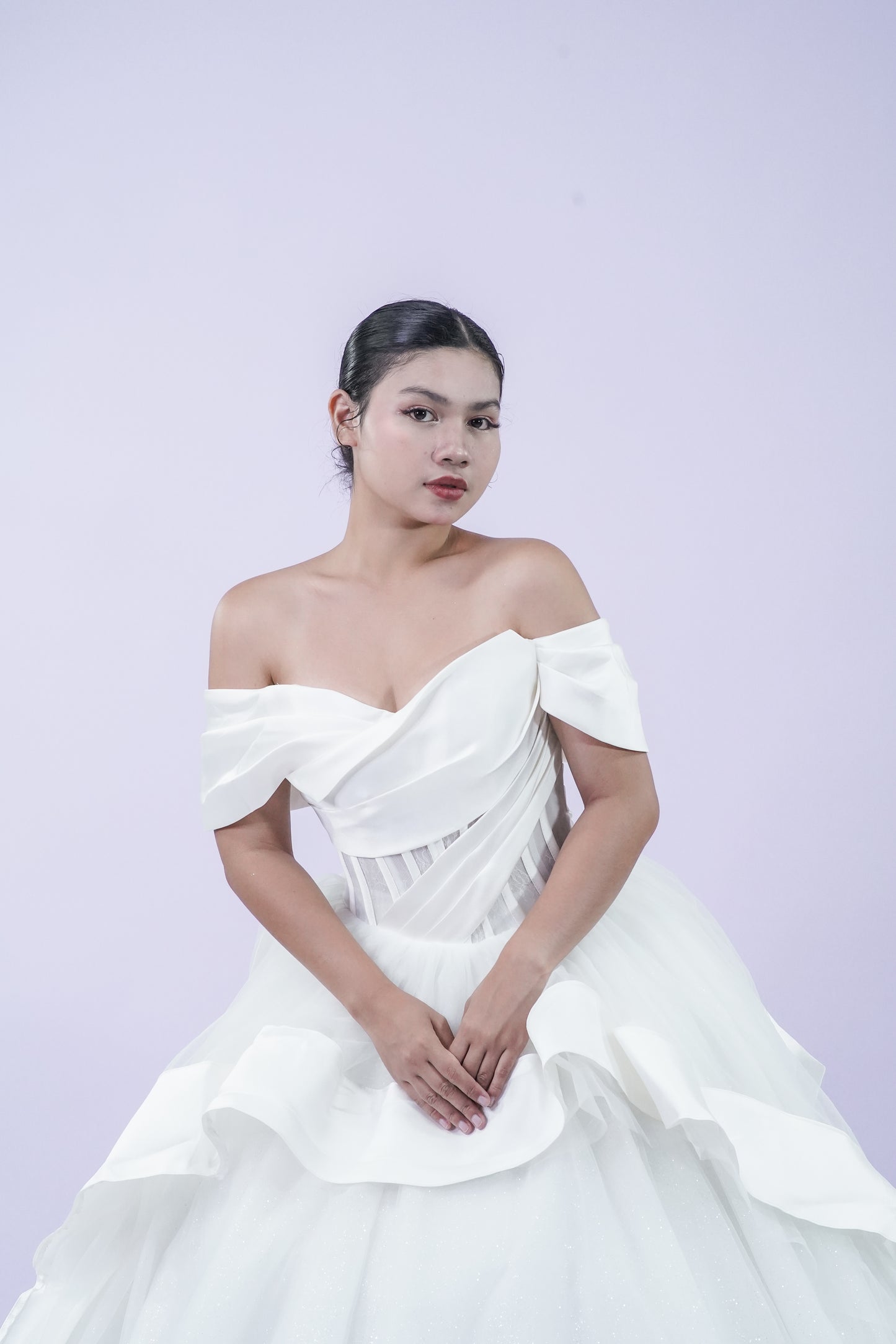 Off-Shoulder Elegant Simple Tule Wedding Bridal Gown
