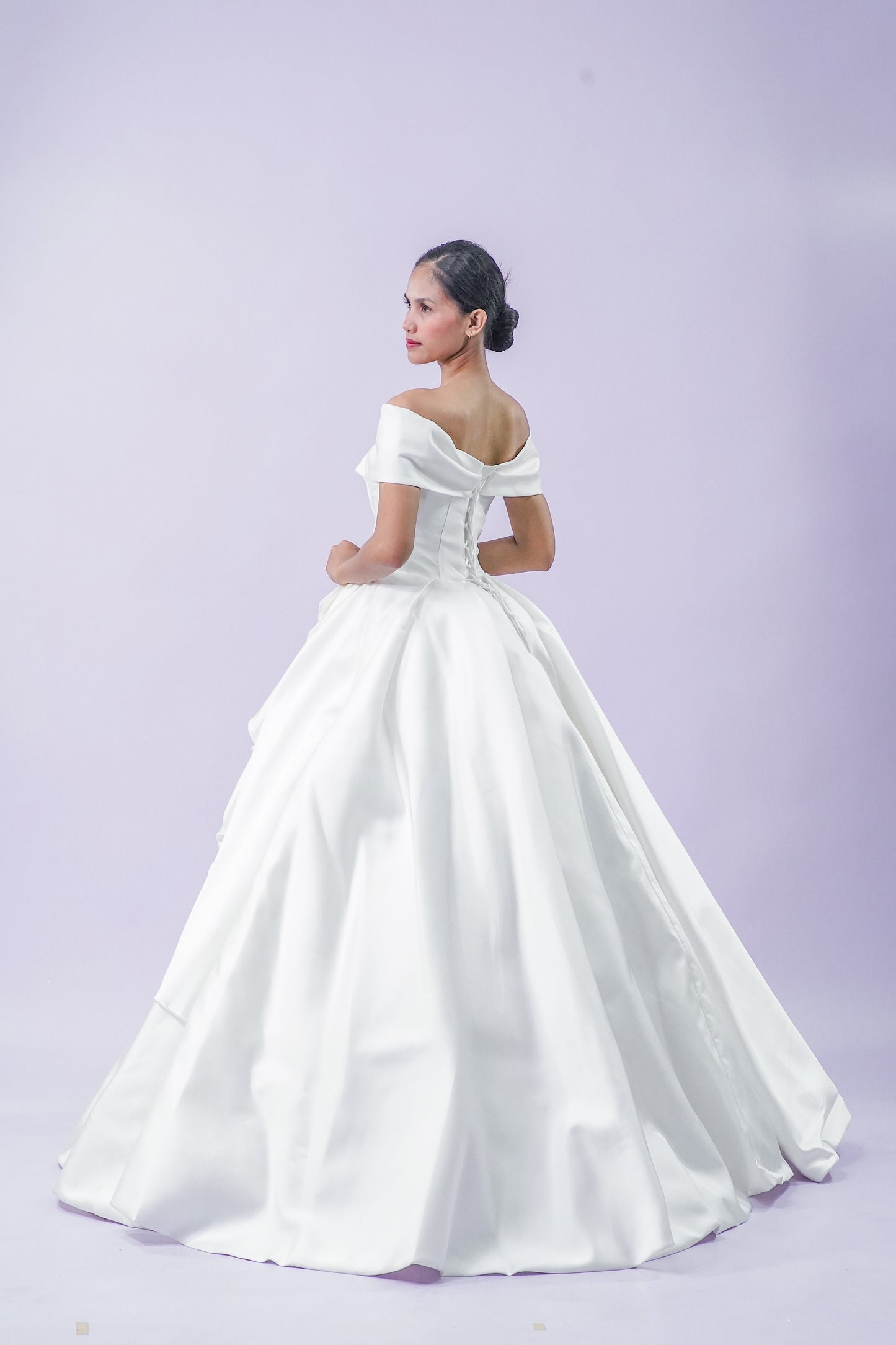 Simple Elegant Satin Wedding Bridal Gown