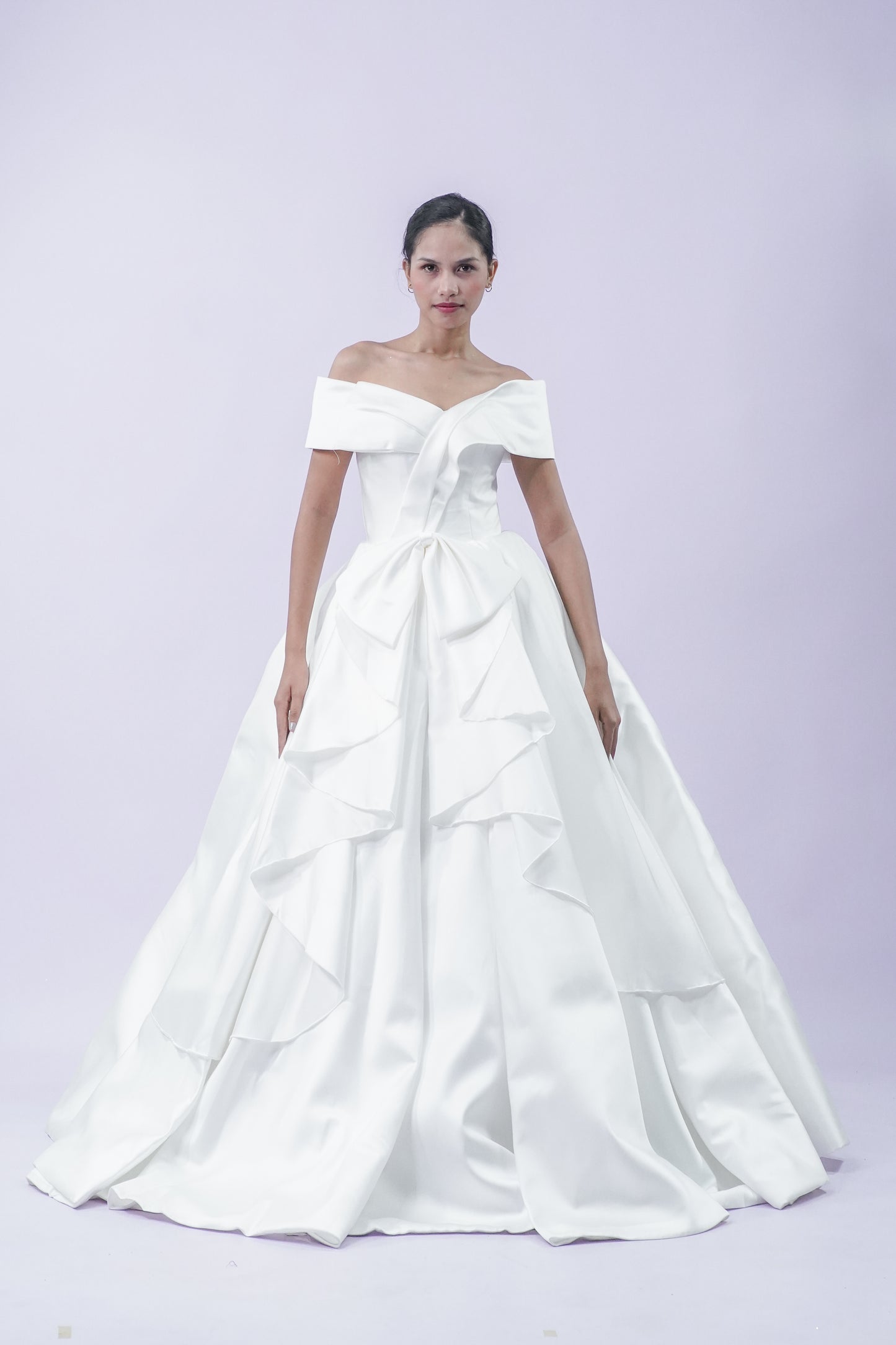 Simple Elegant Satin Wedding Bridal Gown