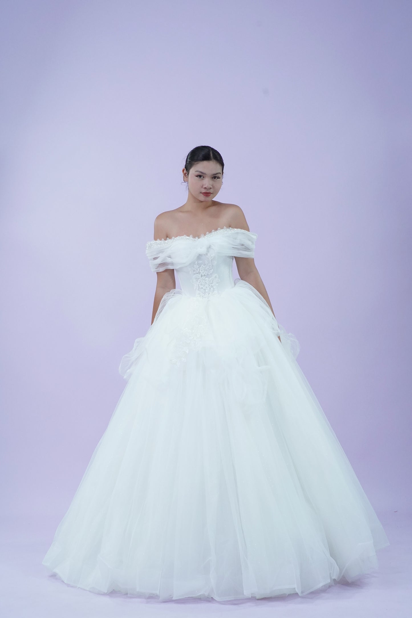 Off-Shoulder Tule Elegant Wedding Bridal Gown