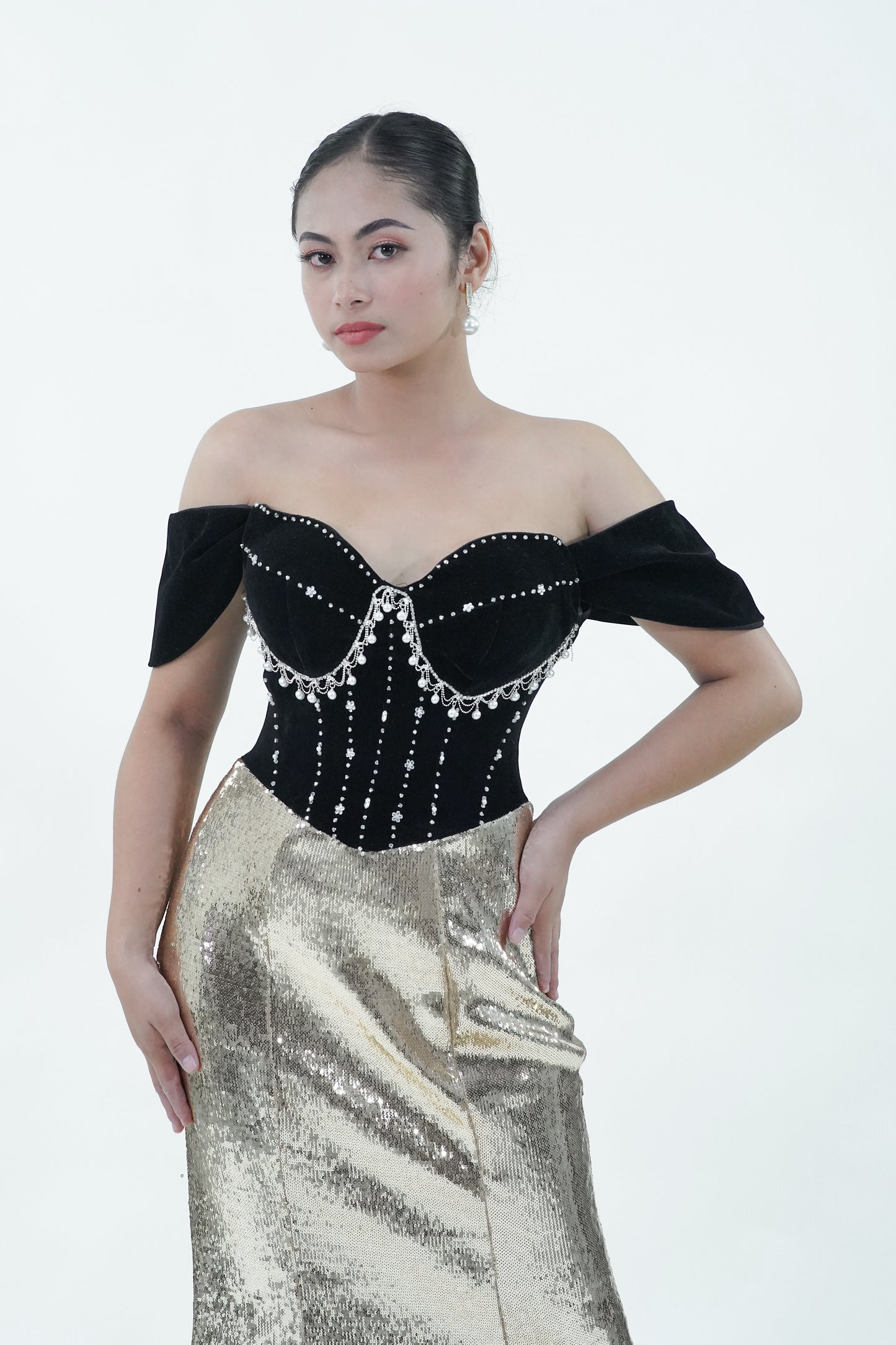 Elegant Gold Black Long Evening Gown
