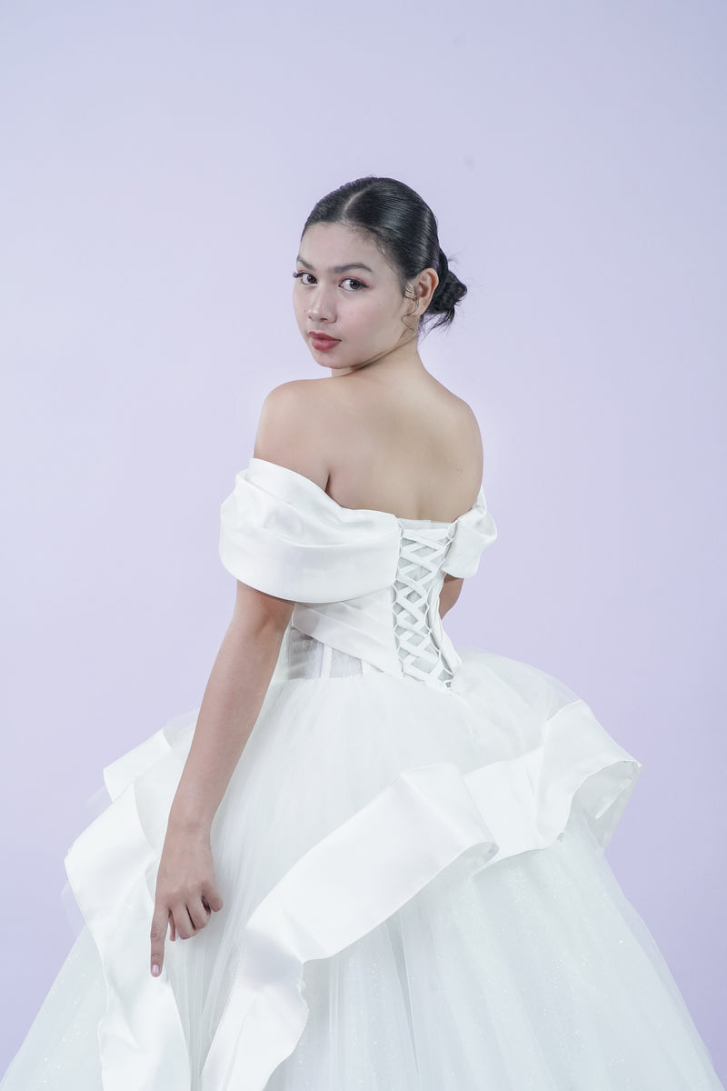 Off-Shoulder Elegant Simple Tule Wedding Bridal Gown - Noelle West Bridals