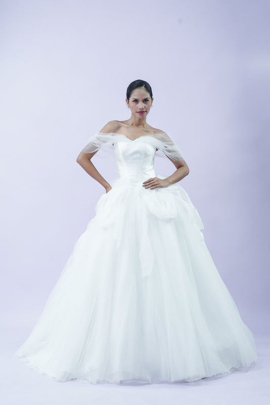 Off-Shoulder Fairy Tule Wedding Bridal Gown