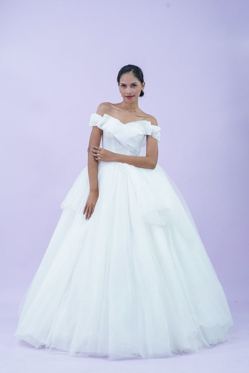 Off-Shoulder Plain Elegant Tule Wedding Bridal Gown - Noelle West Bridals