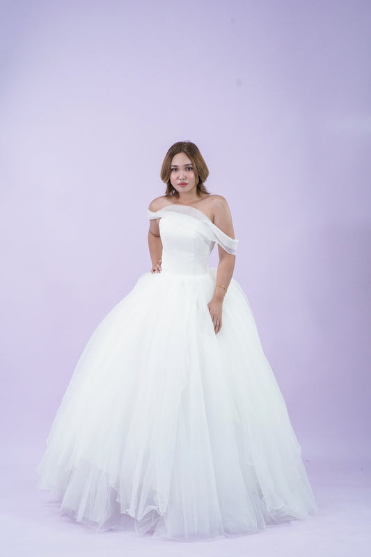 Simple Elegant Tule Off-Shoulder Bridal Wedding Gown
