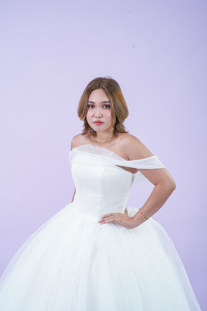 Simple Elegant Tule Off-Shoulder Bridal Wedding Gown - Noelle West Bridals